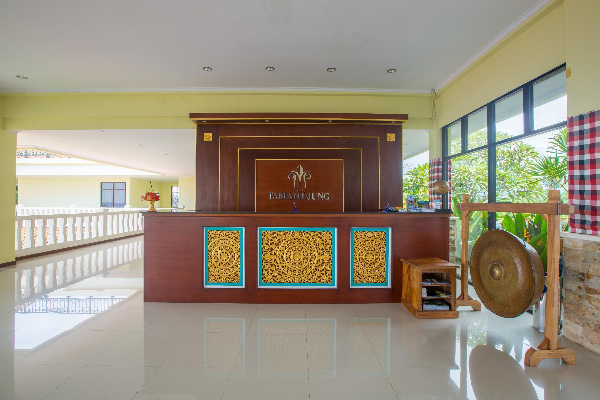 Taman Surgawi Resort&Spa Jasri Exterior foto